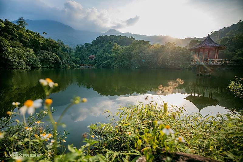 Hanoi 1 Day Itinerary - ba vi national park vietnam